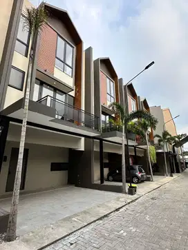 Brand new modern smart House Jakarta Selatan
