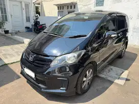 Honda Freed 2011 Bensin