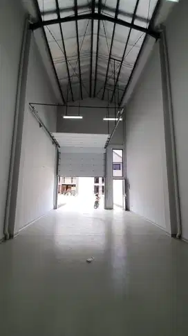 Disewakan Cepat Gudang Bizpark Pik2 Uk 6x20 Kosongan