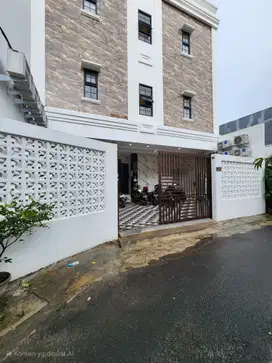 RUMAH KOST EXCLUSIVE PONDOK INDAH AREA.  BRAND NEW