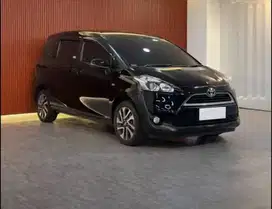 Toyota Sienta V 1.5 AT Tahun 2019