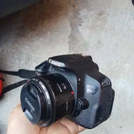 CANON EOS 700D LENSA FIX 50MM CANON