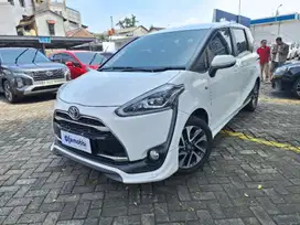 Toyota Sienta  1.5 Q Bensin-AT 2017 Putih