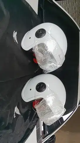 Dijual helm scopy tahun 2025 masih mulus bening oke bosku
