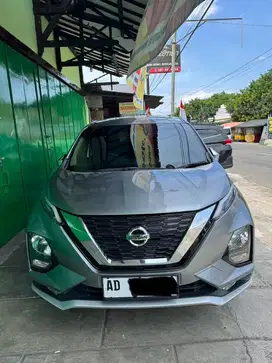 Nissan Livina VL AT 2023 / 2024 KM 20 rb