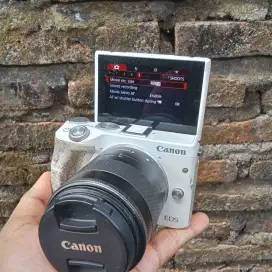 CANON M3 KIT 18-55MM STM PUTIH