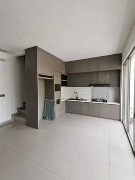Dijual Rumah Pik2 Cluster Tahap 1 Ukuran 8x10 Semi Furnish SHM
