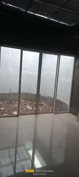 Pintu sekat partisi kaca