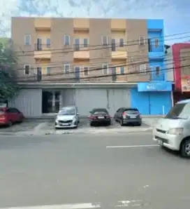 Dijual cepat 3 ruko di Cempaka Putih Raya Jakarta Pusat