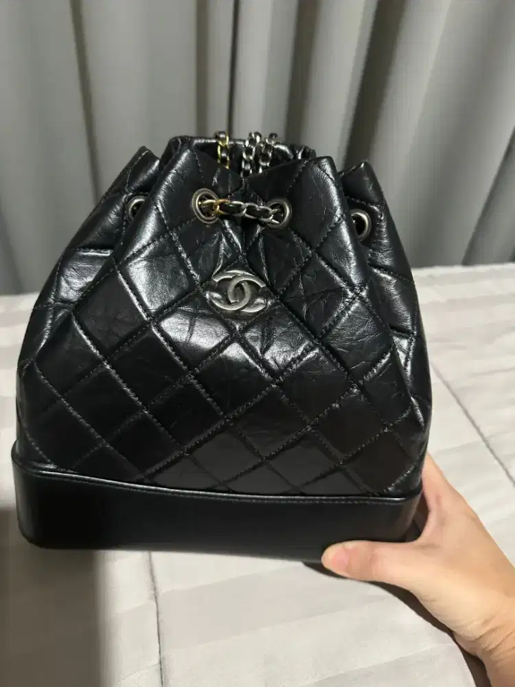 Sling bag fashion Chanel like new