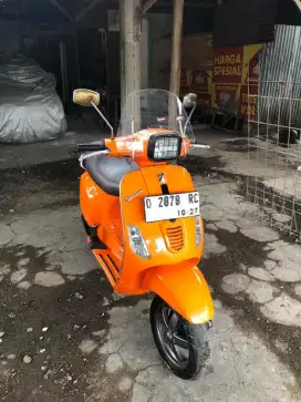 Vespa S 2vie 2012