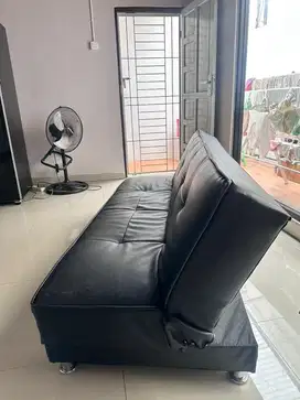 Sofa bed kondisi masih bagus bisa negoo