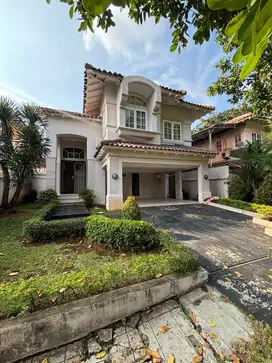 Disewakan Rumah Cluster Taman Menteng Lippo Cikarang