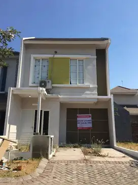 TERMURAH DISEWAKAN RUMAH DI PURI SURYA JAYA PUSAT SIDOARJO STRATEGIS