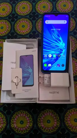 Jual Realme 5 3/64