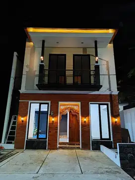 villa 2 lantai view pegunungan dan kota batu dekat alun alun kota batu