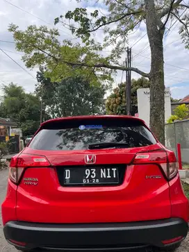 HR-V RU1 1.5 R CVT CKD 2017