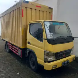 Truck Box Canter 2010