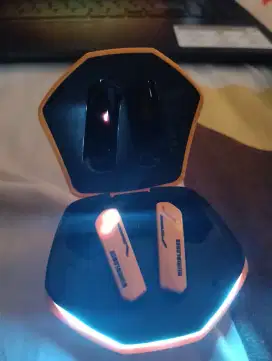 tws transformers Tf-T10  terbaru warna kuning