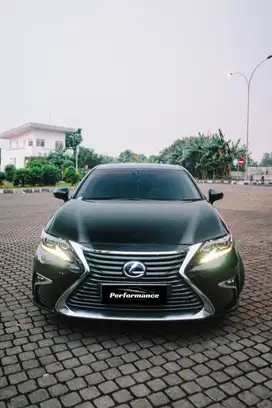 LEXUS ES300H [2015]