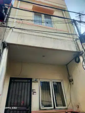 IP3048: Dijual Rumah Jelambar Dalam Gang Motor