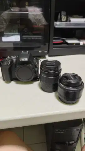 Dijual Canon 200d lensa kit dan yongnou 50mm