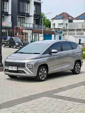 Hyundai Stargazer Trend AT 2022 LOW KM