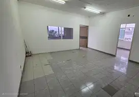 Disewakan Ruko Siap Huni Di Taman Surya Dekat Caringin