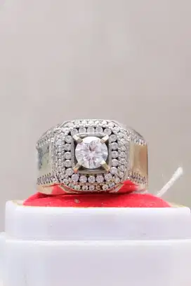 Cincin Batu Moissanite