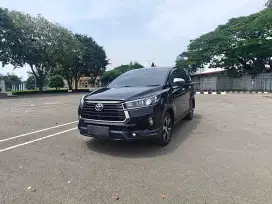 Venturer Bensin 2.0 A/T 2022 - Tangan 1, Terawat,Pajak Panjang...