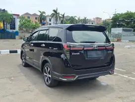 Venturer Bensin 2.0 A/T 2022 - Tangan 1, Terawat,Pajak Panjang...