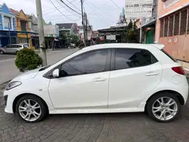 Mazda 2 2011 Bensin