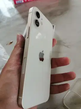 iPhone 12 64 GB