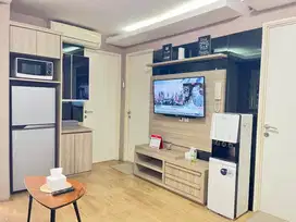 READY SEWA APARTEMEN 3BR FURNISHED CANTIK TOWER GERANIUM BASSURA CITY