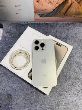 Iphone 15 pro max 512GB ibox garansi on Natural titanium