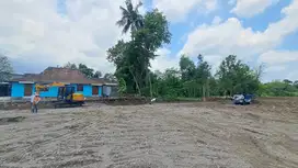 Tanah Luas dan Asri, Lingkungan Villa