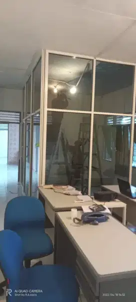 Pintu kaca toko