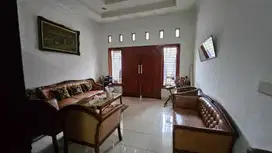Disewa Rumah Siap Huni dan Bebas Banjir  di Duren Sawit, Jakarta Timur