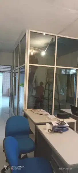 Pintu kaca toko