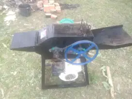 Mesin chopper rumput /.nilam