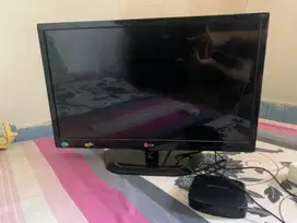 TV LG 24ln4000 + STB Polytron