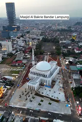 JUAL LAHAN DEKAT TUGU ADIPURA SAMPING MASJID RAYA BAKRI SABURAI