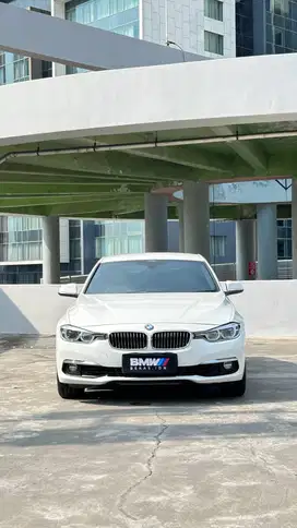 DP 15jt BMW 320i Luxury 2018