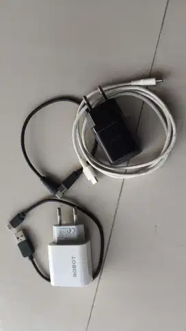 Charger Ori Zola 20w power delivery + cables, bonus charger robot