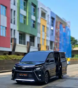 TDP 5 JT | Toyota Voxy 2.0 AT 2018 SUPER MULUS!