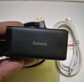 Baseus adaptor 65wat