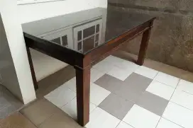 Meja Kayu Solid + Kaca Tebal Elegan 160×100 – Depok, Bisa Nego