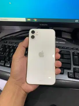 Dijual iphone 11 64 GB ibox White