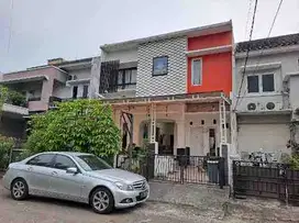 Rumah mewah di Bintaro Tangerang Selatan