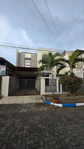 Full Furnish Sudah SHM Rumah di PBI Araya Blimbing Malang